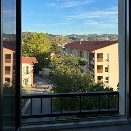 Couvent Bon Accueil I T2 Bis Neuf&parking Privé Apartamento *